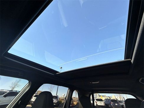 Used 2025 Subaru Forester Sport image 22