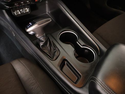 Used 2023 Dodge Durango SXT AWD/4WD image 8