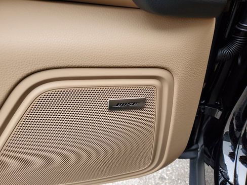 Used 2025 Porsche Macan image 27