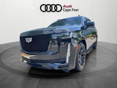 Used 2023 Cadillac Escalade ESV Sport Platinum w/ LPO, ONYX Package AWD/4WD image 1