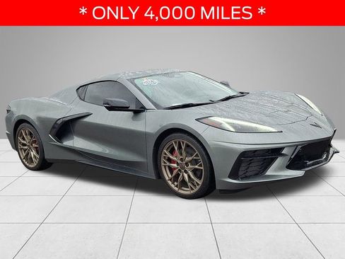 Used 2024 Chevrolet Corvette Stingray Preferred Cpe w/ 2LT RWD image 3