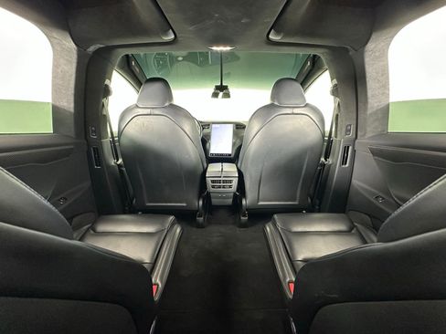 Used 2021 Tesla Model X Performance image 28