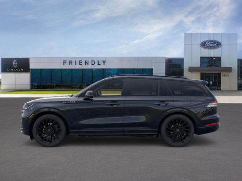 New 2026 Lincoln Aviator Reserve image 3