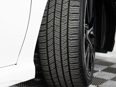 Used 2021 Toyota Camry SE image 40