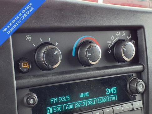 Used 2025 Chevrolet Express 2500 RWD image 24