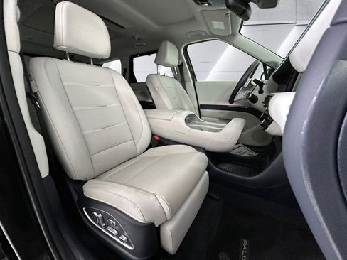 Used 2026 Hyundai Palisade Calligraphy AWD/4WD image 14