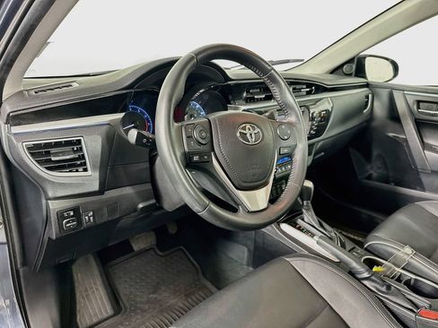 Used 2014 Toyota Corolla S Premium w/ Driver Convenience Package FWD image 10