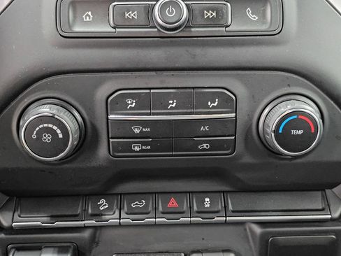 Used 2020 Chevrolet Silverado 1500 Custom Trail Boss w/ Custom Convenience Package AWD/4WD image 21