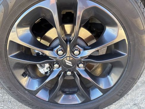 Used 2024 Dodge Durango GT image 9