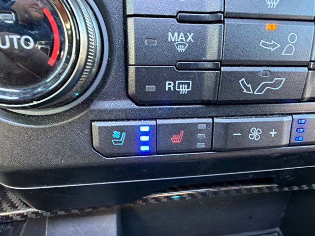 Used 2018 Ford F150 Raptor w/ Equipment Group 802A Luxury AWD/4WD image 18