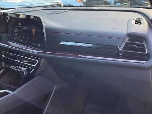 Certified 2024 Chevrolet Traverse RS w/ LPO, Floor Liner Package image 15