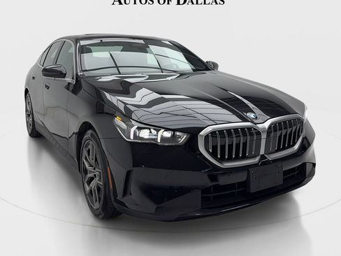 Used 2026 BMW 530i xDrive AWD/4WD image 2