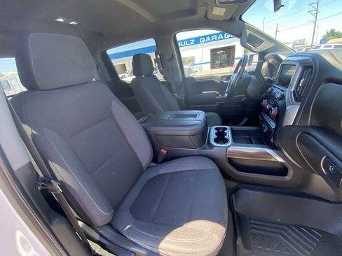 Used 2021 Chevrolet Silverado 1500 LT Trail Boss AWD/4WD image 23