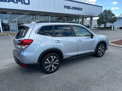Used 2020 Subaru Forester Limited w/ Popular Package #3 image 3