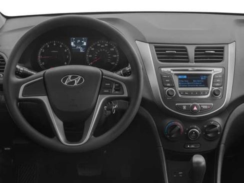 Used 2016 Hyundai Accent SE FWD image 4