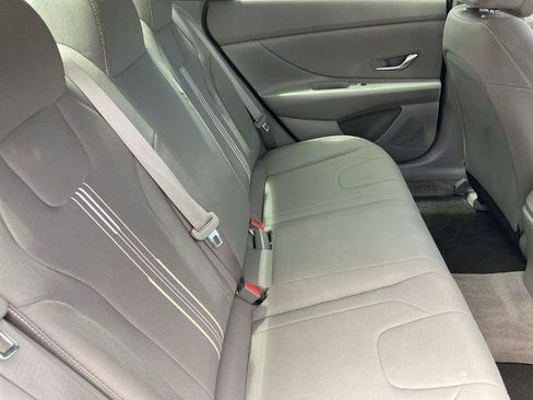 Used 2023 Hyundai Elantra SEL FWD image 21
