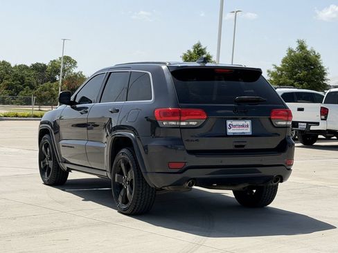 Used 2015 Jeep Grand Cherokee Altitude AWD/4WD image 4