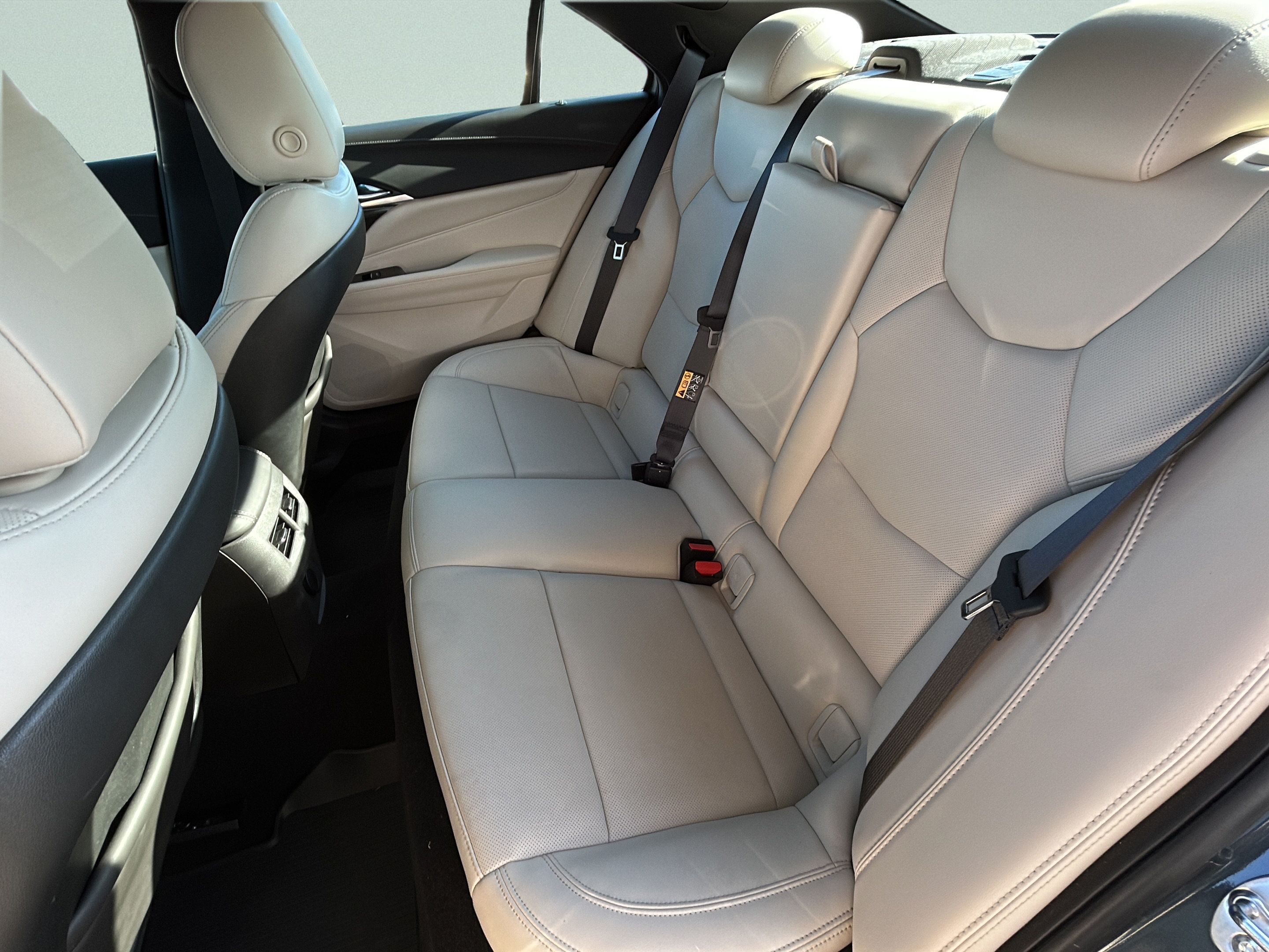 Used 2025 Cadillac CT4 Premium Luxury RWD image 10