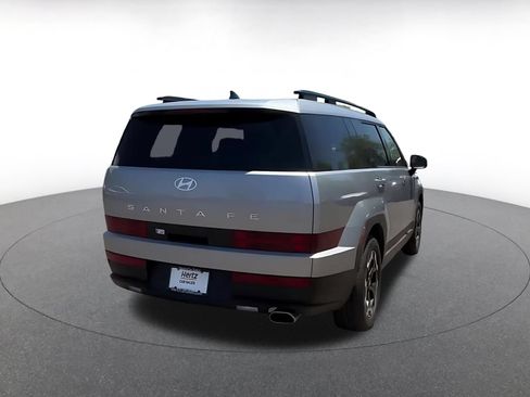 Used 2025 Hyundai Santa Fe SEL FWD image 15