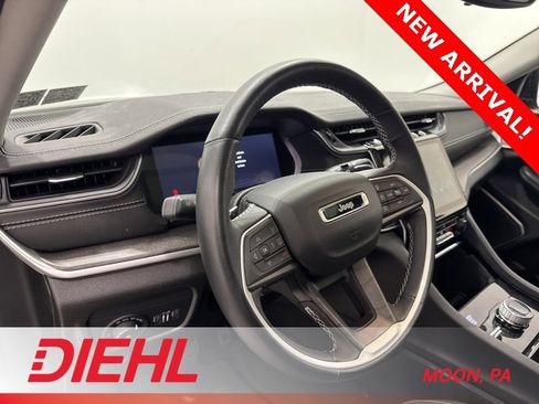 Certified 2022 Jeep Grand Cherokee Limited image 21