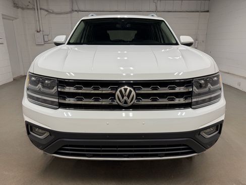 Used 2019 Volkswagen Atlas SEL Premium image 2