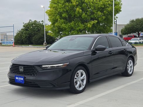 Used 2024 Honda Accord LX image 8