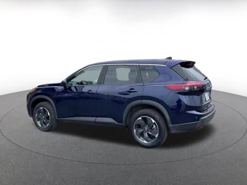 Used 2025 Nissan Rogue SV image 10