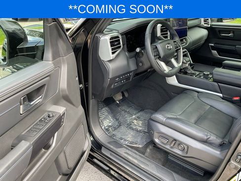 Used 2025 Toyota Tundra Platinum AWD/4WD image 9