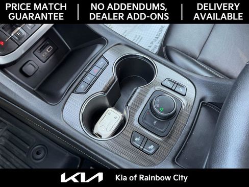 Used 2023 GMC Acadia SLT image 33