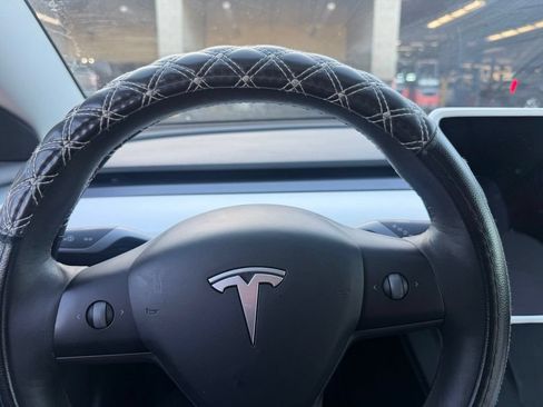 Used 2021 Tesla Model 3 Long Range AWD/4WD image 5