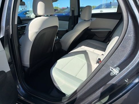 Used 2023 Kia Forte LXS image 13