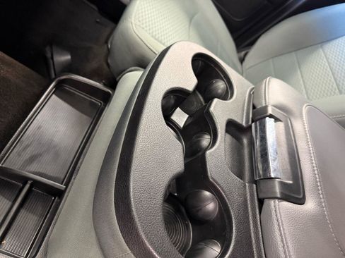 Used 2016 RAM 1500 Express w/ Popular Equipment Group AWD/4WD image 16
