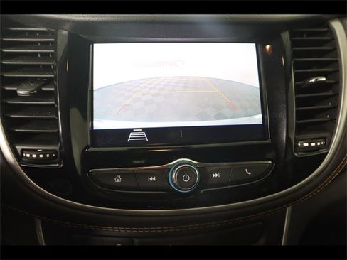 Used 2020 Chevrolet Trax LT w/ LT Convenience Package image 30