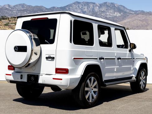 Used 2024 Mercedes-Benz G 550 image 6