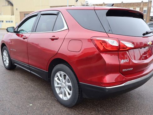 Used 2020 Chevrolet Equinox LT image 4