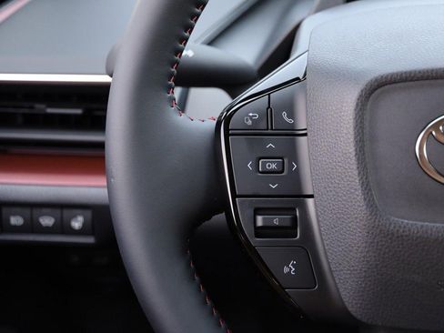 New 2026 Toyota Prius Plug-In Hybrid FWD image 13