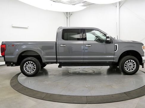 Used 2022 Ford F250 XLT w/ XLT Premium Package AWD/4WD image 8
