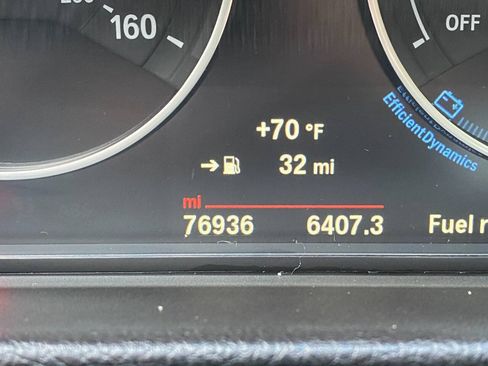 Used 2018 BMW 330i xDrive Sedan AWD/4WD image 18