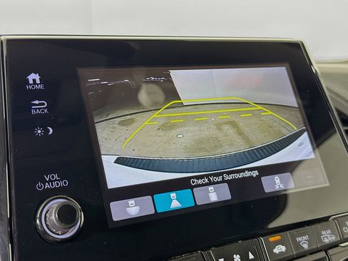 Used 2019 Honda Odyssey Touring image 16
