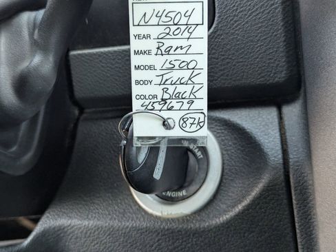 Used 2014 RAM 1500 ST w/ SXT Appearance Group AWD/4WD image 35