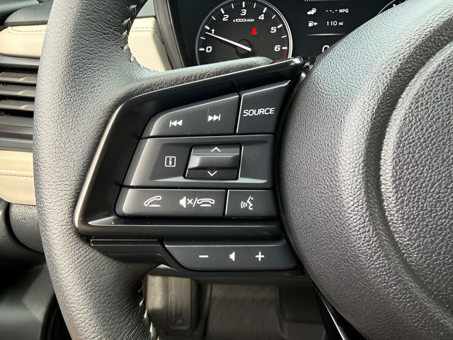 Used 2025 Subaru Forester Premium AWD/4WD image 15