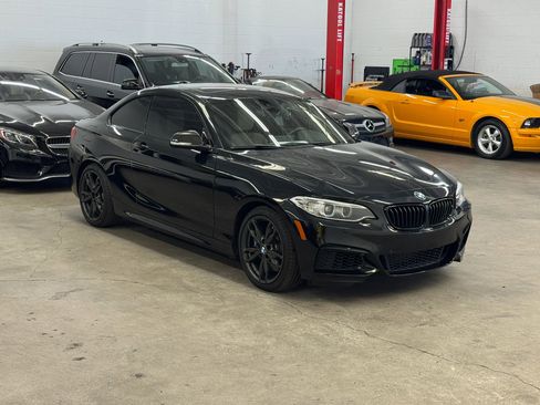 Used 2017 BMW M240i Coupe RWD image 9