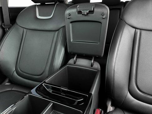 New 2026 Hyundai Tucson Limited image 18