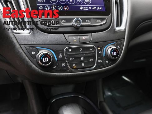 Used 2024 Chevrolet Malibu LT FWD image 20