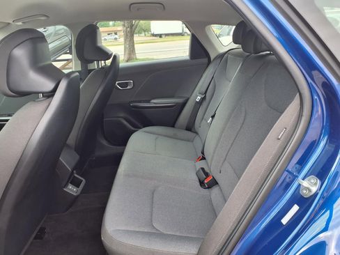 Used 2025 Kia K4 FWD image 18