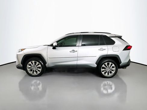 Certified 2019 Toyota RAV4 XLE Premium FWD image 8