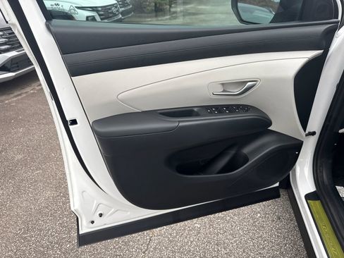 New 2026 Hyundai Tucson Blue SE AWD/4WD image 11