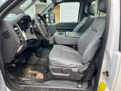 Used 2014 Ford F450 XL w/ Snow Plow Prep Package RWD image 9