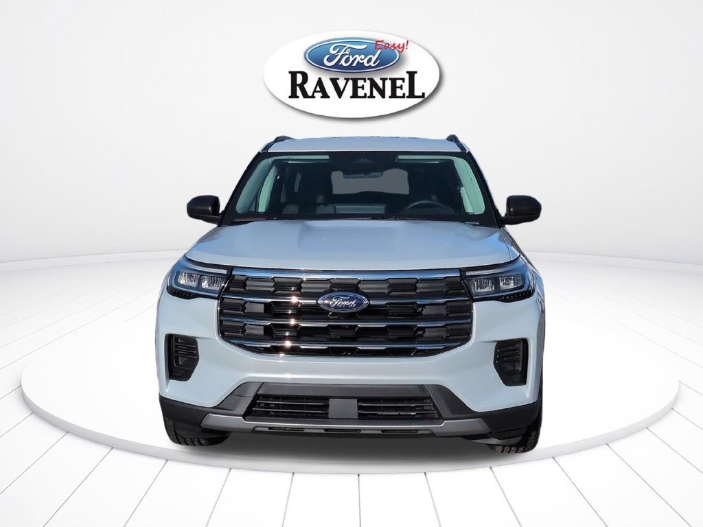New 2026 Ford Explorer Active RWD image 9