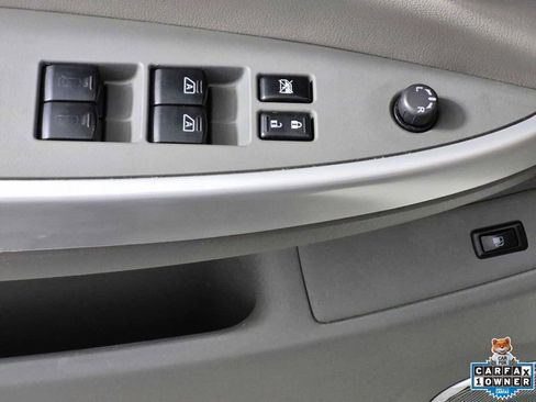 Used 2009 Nissan Quest S w/ Drivers Pkg FWD image 15